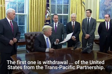 Ông Trump chính thức thông qua sắc lệnh rút khỏi TPP