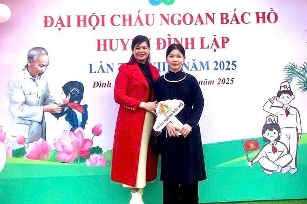 Đại hội Cháu ngoan Bác Hồ toàn quốc: Thiếu niên dân tộc Tày tiêu biểu - 1 Đại hội Cháu ngoan Bác Hồ toàn quốc: Thiếu niên dân tộc Tày tiêu biểu - 1