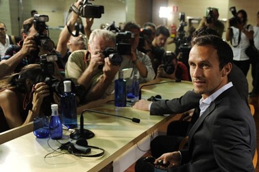 Carvalho hạnh phúc trong ngày ra mắt Real Madrid