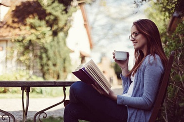 Bồ chồng trơ trẽn, cớ gì vợ phải buông?