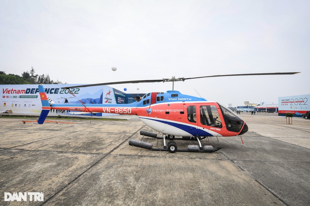 Rơi trực thăng chở du khách ngắm Vịnh Hạ Long, 5 người gặp nạn - 1 Rơi trực thăng chở du khách ngắm Vịnh Hạ Long, 5 người gặp nạn - 1