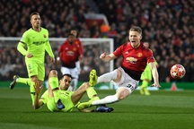 Barcelona - Man Utd: Canh bạc tất tay