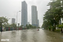 Hà Nội ngập không chỉ bởi mưa lớn