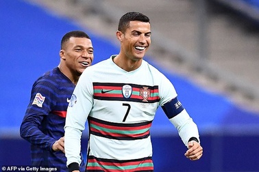 C.Ronaldo nhiễm Covid-19, chia tay đội tuyển Bồ Đào Nha