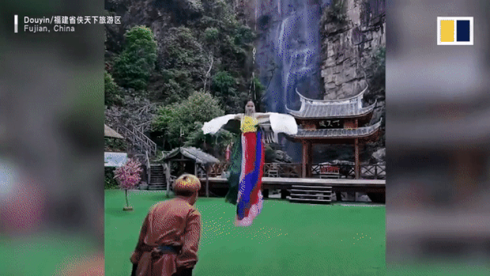 Đến nơi được thỏa sức bay lượn như thần tiên trong phim cổ trang - 2