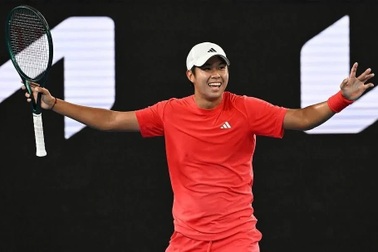 Tay vợt gốc Việt bị loại ngay ở trận mở màn Miami Open 2025