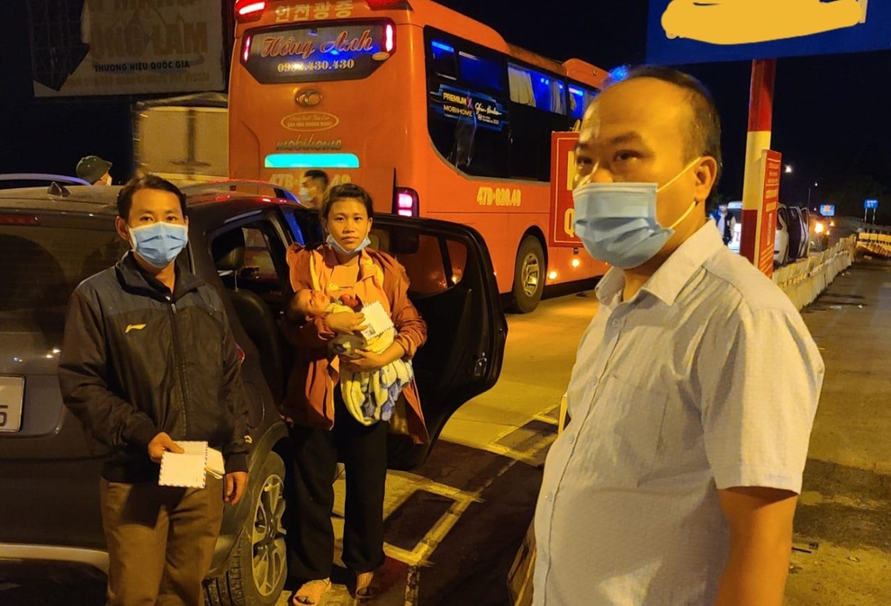 Cuộc chạy dịch của bé 7 ngày tuổi và hành trình trở về giữa yêu thương - 8 Cuộc chạy dịch của bé 7 ngày tuổi và hành trình trở về giữa yêu thương - 8