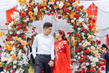 Chuyện tình đẹp trong khu cách ly của chàng y sĩ và cô du học sinh Hà thành