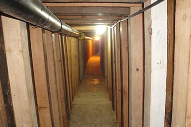 Phát hiện đường hầm buôn lậu tinh vi dưới biên giới Mỹ-Mexico