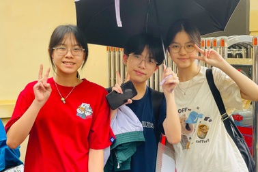 Đề thi ngữ văn vào lớp 10 THPT chuyên Khoa học Xã hội và Nhân văn Hà Nội