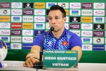 HLV Giustozzi: "Tuyển futsal Việt Nam có niềm tin khi đối đầu Uzbekistan"