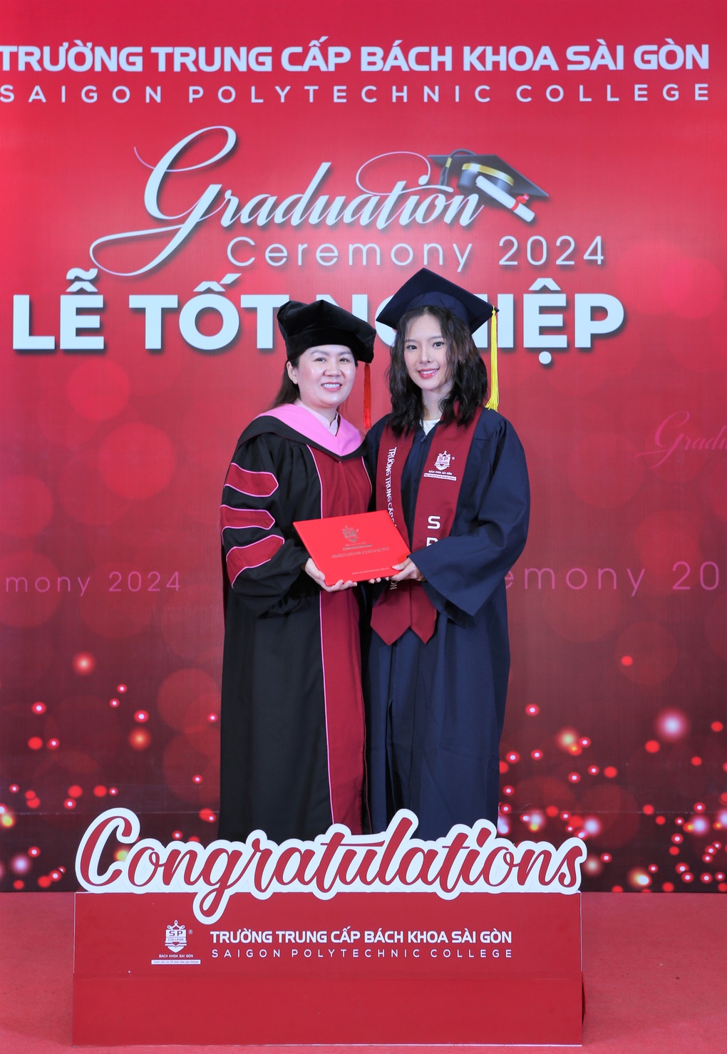 Trường Trung cấp Bách khoa Sài Gòn trao bằng tốt nghiệp cho hơn 500 sinh viên - 3 Trường Trung cấp Bách khoa Sài Gòn trao bằng tốt nghiệp cho hơn 500 sinh viên - 3