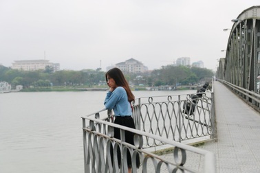 Những góc ngắm cảnh đẹp mê hồn trên cầu Trường Tiền