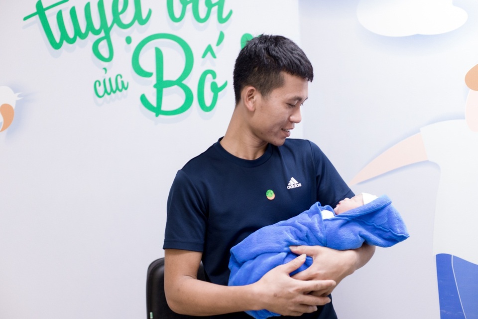 Cứu sống sản phụ bị rau cài răng lược, ngôi ngang hiếm gặp - 4 Cứu sống sản phụ bị rau cài răng lược, ngôi ngang hiếm gặp - 4