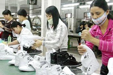 Tăng lương tối thiểu 2017: Bài toán khó cho doanh nghiệp?