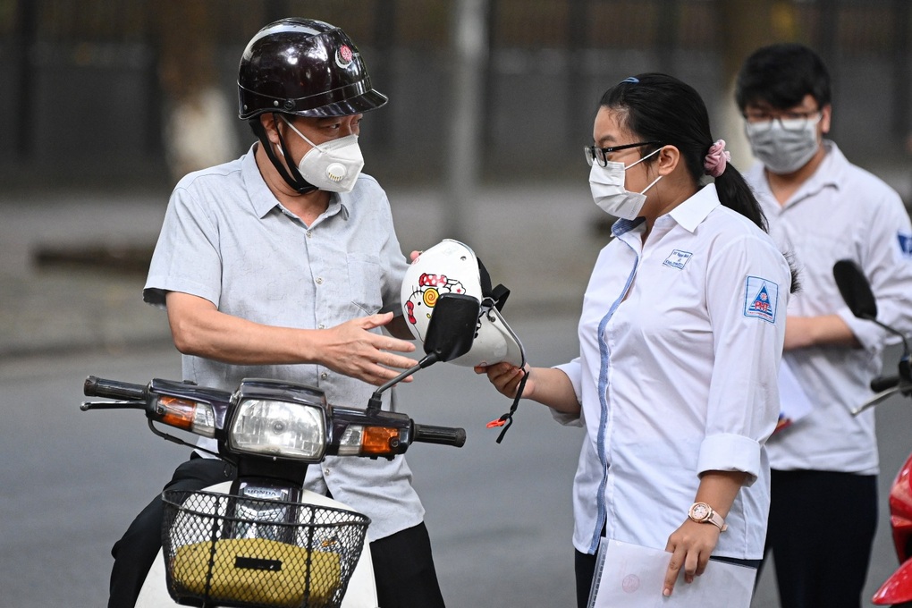 Các trường lý giải vì sao nên và không nên lùi giờ vào học - 1