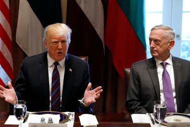 Tổng thống Trump đánh tiếng Bộ trưởng Quốc phòng có thể rời chính quyền
