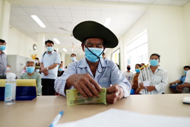 Công khai, minh bạch trong hỗ trợ lao động tự do gặp khó vì dịch Covid-19 - 8 Công khai, minh bạch trong hỗ trợ lao động tự do gặp khó vì dịch Covid-19 - 8