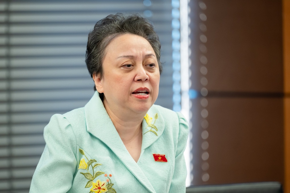 Lương tối thiểu phải đủ nuôi được chính người đi làm và một con - 2 Lương tối thiểu phải đủ nuôi được chính người đi làm và một con - 2