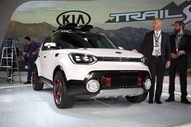 KIA khoe công nghệ với Trail'ster 4WD hybrid concept