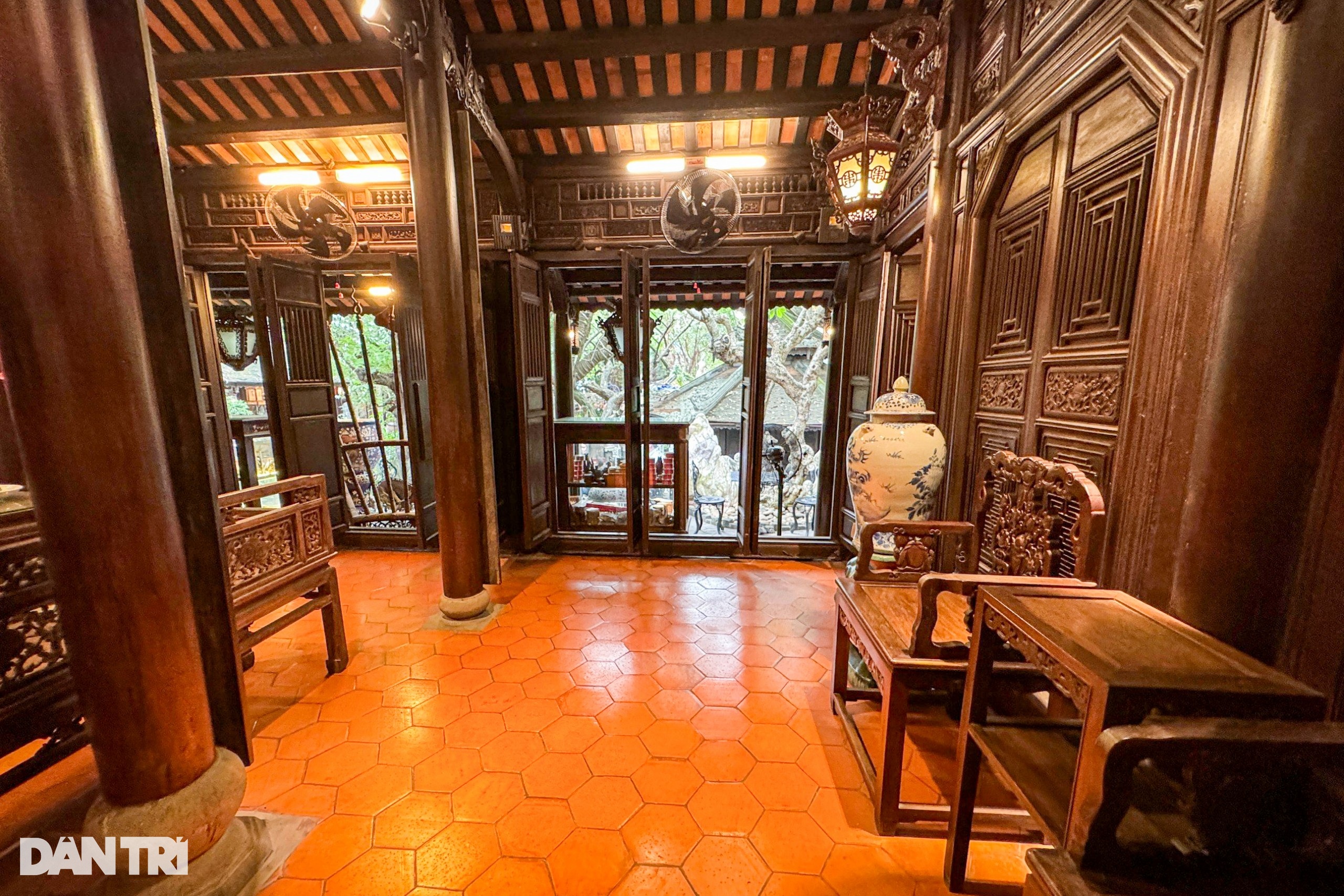 Nhà cổ của đại gia Huy Máy Nổ ở Đà Nẵng được bán đấu giá - 2 Nhà cổ của đại gia Huy Máy Nổ ở Đà Nẵng được bán đấu giá - 2