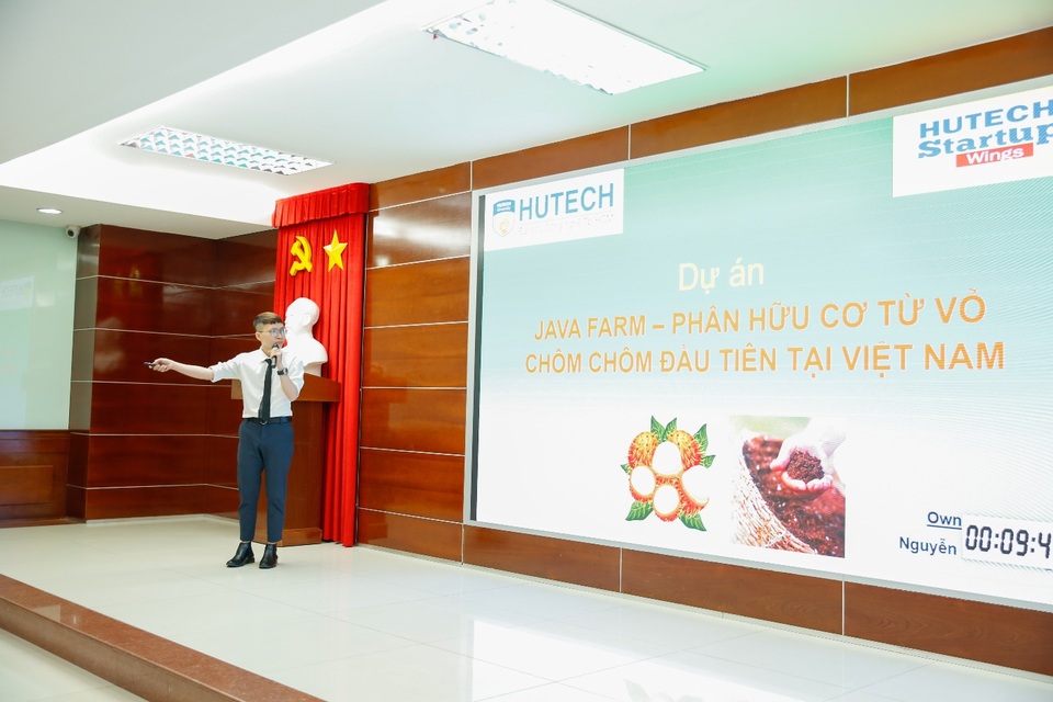 Nhiều ý tưởng khởi nghiệp của sinh viên HUTECH được doanh nghiệp đánh giá cao - 1 Nhiều ý tưởng khởi nghiệp của sinh viên HUTECH được doanh nghiệp đánh giá cao - 1