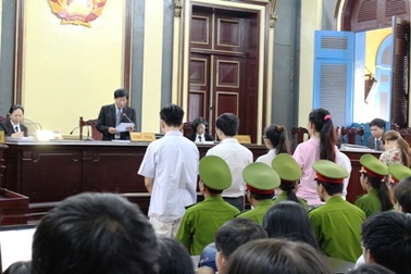 Hoa hậu "tú bà" Mỹ Xuân lĩnh 2 năm 6 tháng tù 