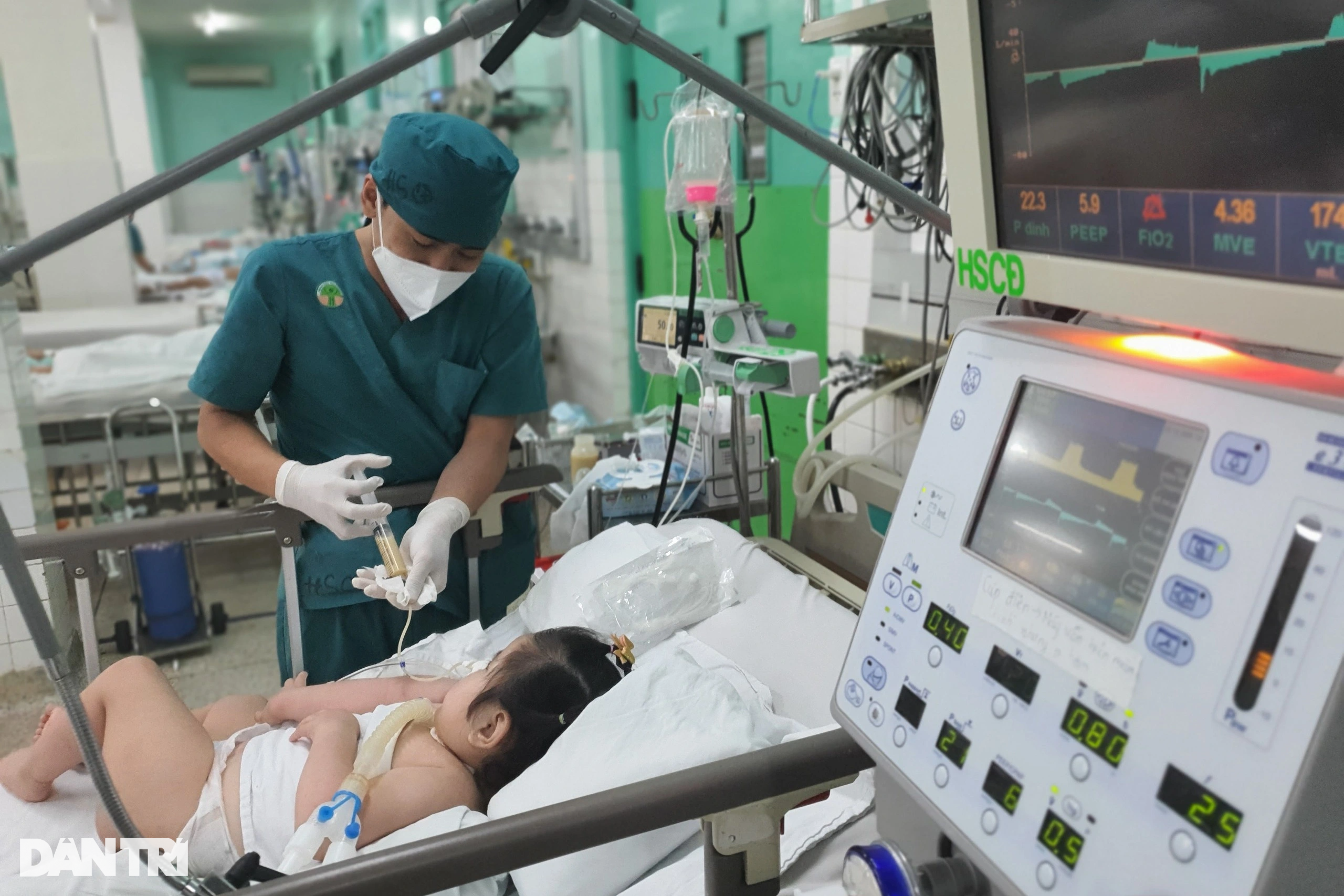 6 lần khóc nghẹn nộp hồ sơ xin cho con... thử thuốc - 3 6 lần khóc nghẹn nộp hồ sơ xin cho con... thử thuốc - 3