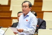 Viên chức được “chân trong chân ngoài”, làm sao tránh xung đột lợi ích?