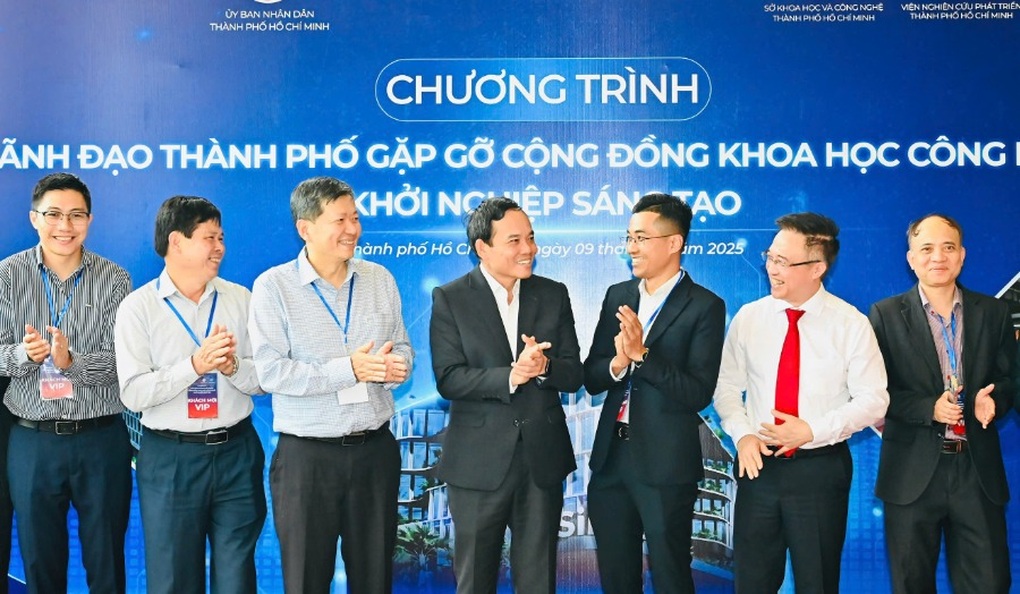 Lãnh đạo TPHCM gặp gỡ cộng đồng khoa học công nghệ - 1 Lãnh đạo TPHCM gặp gỡ cộng đồng khoa học công nghệ - 1