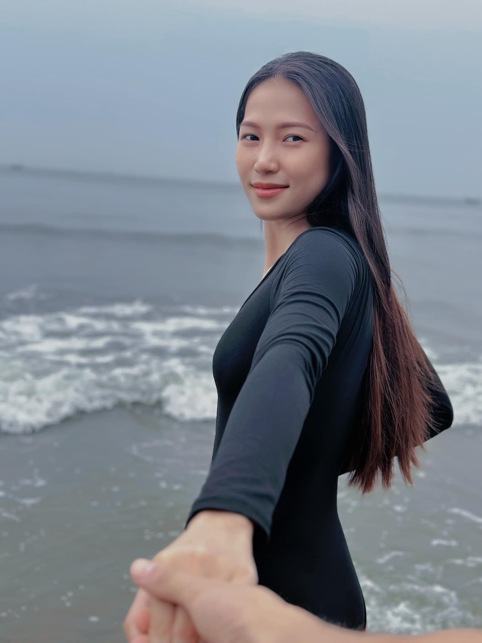 Hoa khôi bóng chuyền cao 1,81m: Ngoài đời bánh bèo, có bạn trai yêu chiều - 10 Hoa khôi bóng chuyền cao 1,81m: Ngoài đời bánh bèo, có bạn trai yêu chiều - 10