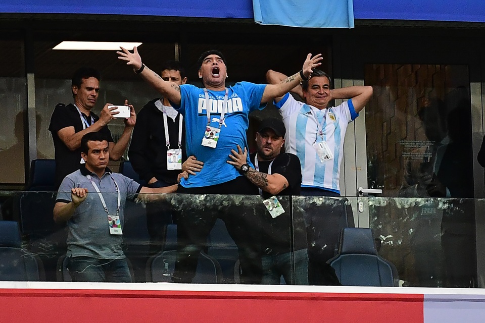 Huyền thoại Maradona qua đời ở tuổi 60 - 2 Huyền thoại Maradona qua đời ở tuổi 60 - 2
