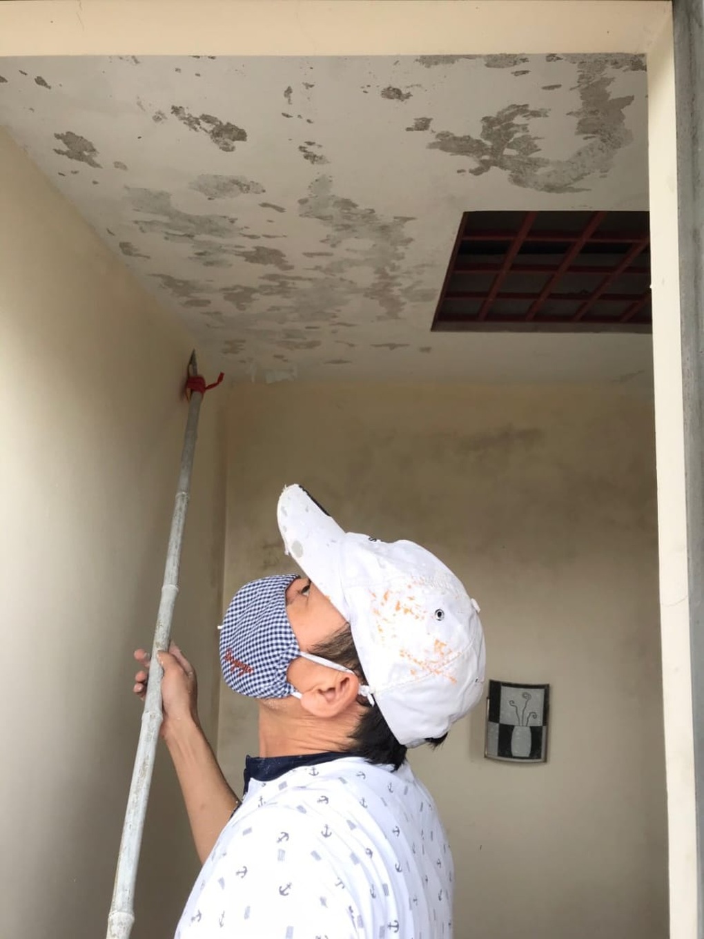 Gợi ý loại sơn chuyên dụng để sửa chữa nhà sau mưa bão - 1 Gợi ý loại sơn chuyên dụng để sửa chữa nhà sau mưa bão - 1