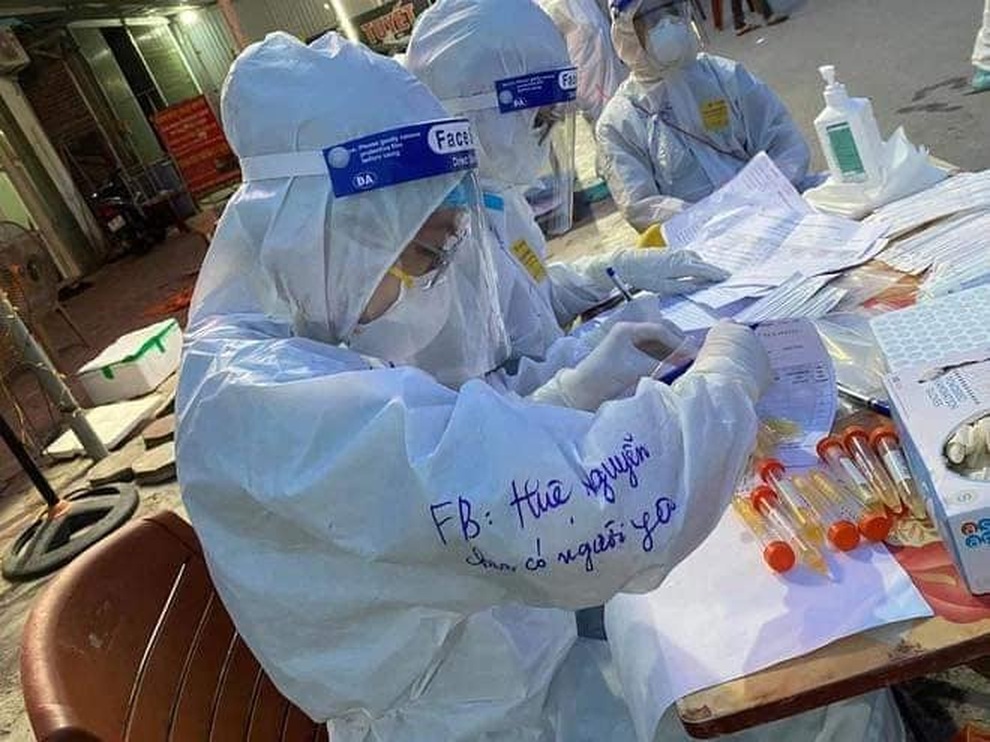 Những câu chuyện cảm động trong cuộc chiến chống dịch gây sốt dân mạng - 4