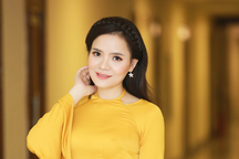 Ca sĩ Út Mai: "Tôi được NSND Thanh Hoa đặt nghệ danh"