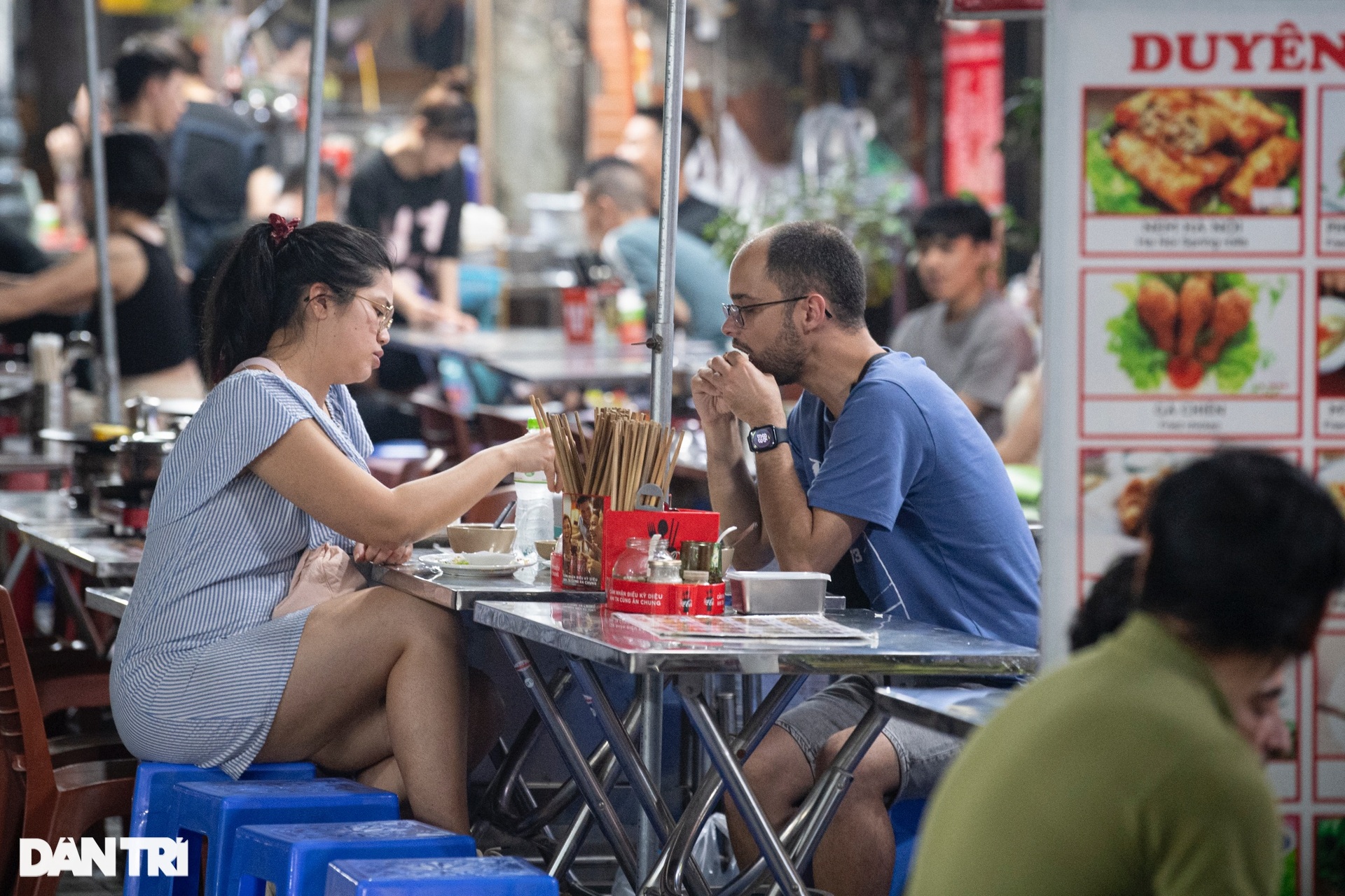 Ăn chơi ở Hà Nội sau 0h đêm - 13