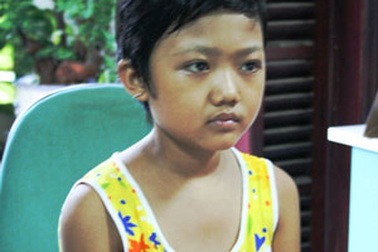 Thương cảnh cô học trò nhỏ giành giật cuộc sống với tử thần 