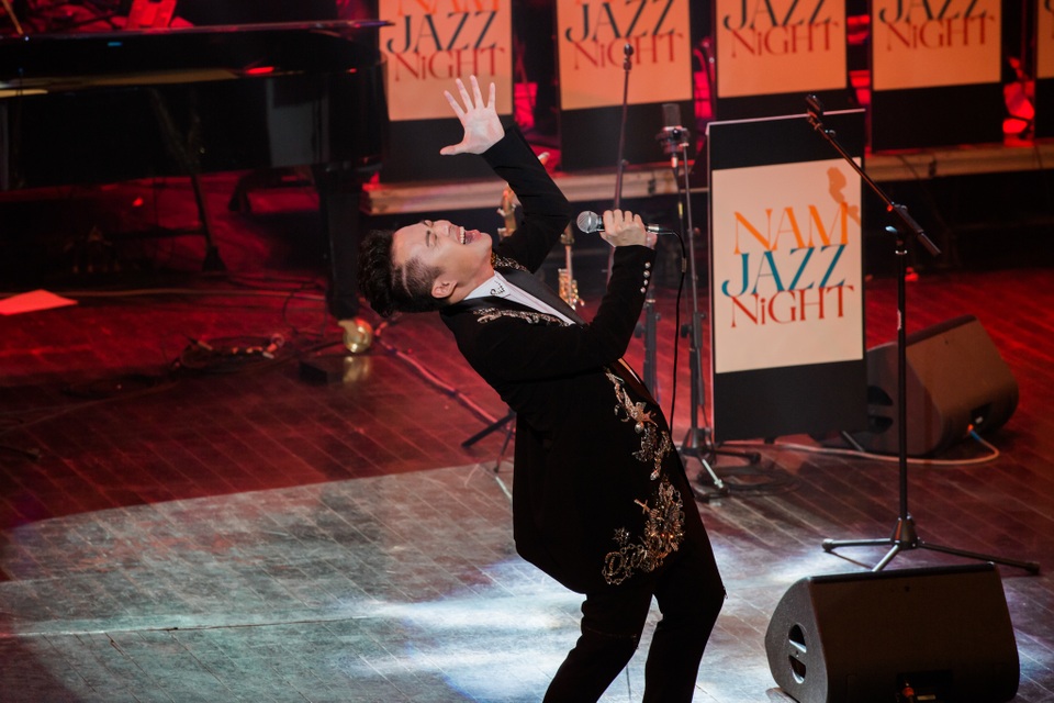 Nghệ sĩ Tuấn Nam, Quyền Văn Minh, Tùng Dương “chơi jazz không thoả hiệp” - 6 Nghệ sĩ Tuấn Nam, Quyền Văn Minh, Tùng Dương “chơi jazz không thoả hiệp” - 6