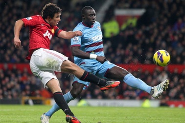 Man Utd sẵn sàng “tàn phá” Upton Park