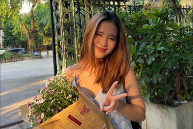 Trào lưu "săn" ảnh mùa hoa đẹp nhất Hà Nội