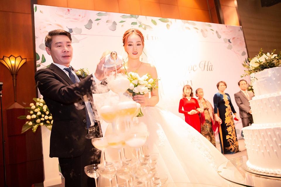 Bố của NSND Công Lý vắng mặt trong đám cưới con trai - 4 Bố của NSND Công Lý vắng mặt trong đám cưới con trai - 4