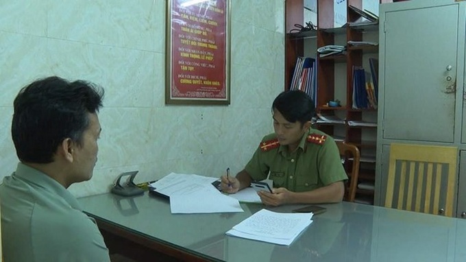 Triệu tập người đàn ông chế ô tô biển ngũ quý 5 đăng lên mạng để câu view - 1