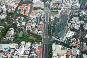 Chủ tịch TPHCM thúc tiến độ xây dựng bảng giá đất mới