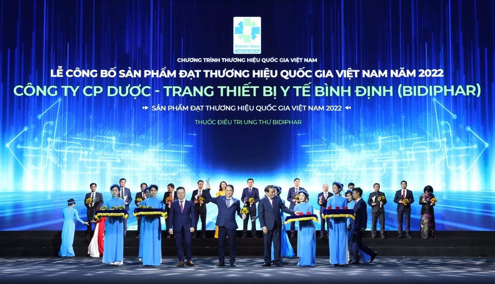 Thuốc điều trị ung thư Bidiphar được vinh danh Thương hiệu quốc gia 2022 - 1 Thuốc điều trị ung thư Bidiphar được vinh danh Thương hiệu quốc gia 2022 - 1