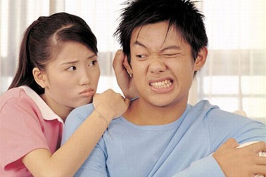 Những cách đối phó với người yêu “con nít”