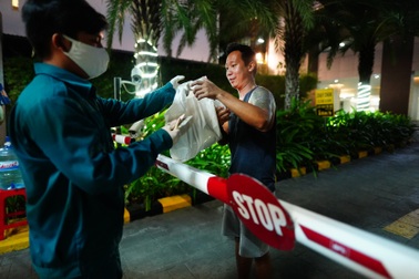 Chung cư Ascent có ca dương tính thứ 91 “nội bất xuất, ngoại bất nhập”