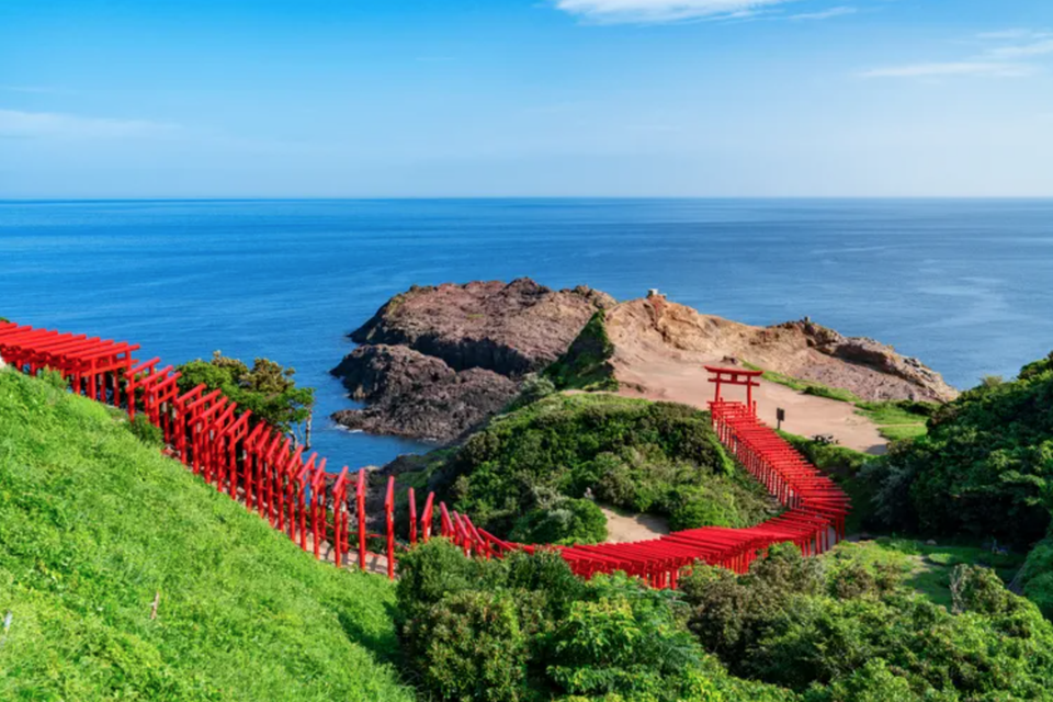 Những cánh cổng torii nổi tiếng nhất tại Nhật Bản - 5 Những cánh cổng torii nổi tiếng nhất tại Nhật Bản - 5