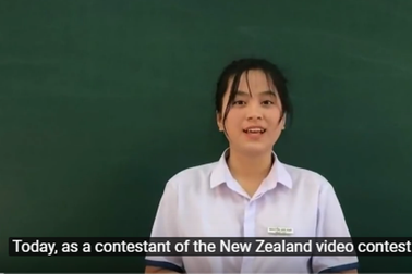 Dân mạng trầm trồ trước khả năng nói Anh ngữ của 2 teen “tỉnh lẻ”