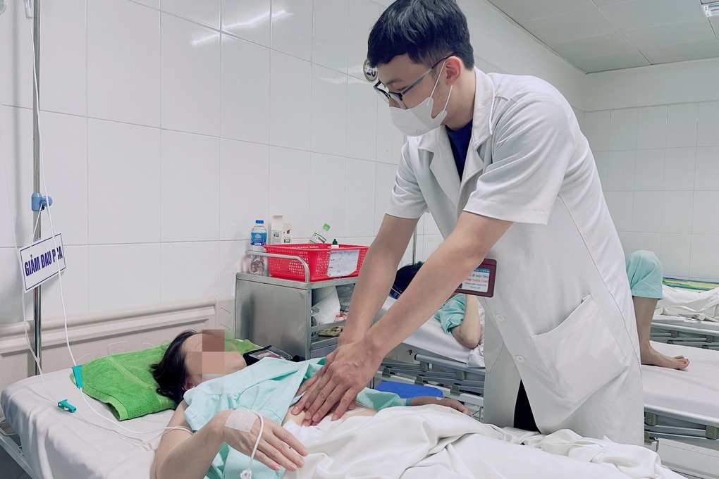 Thủng dạ dày 2 tháng không biết vì vật dụng ngày nào cũng dùng - 1 Thủng dạ dày 2 tháng không biết vì vật dụng ngày nào cũng dùng - 1