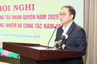 Bộ Nội vụ đề xuất tăng lương để công chức tiếp tục cống hiến